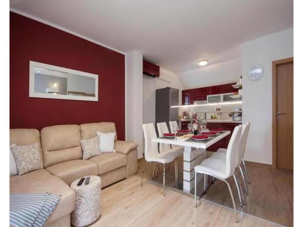 Apartment Dar Murter Exterior foto